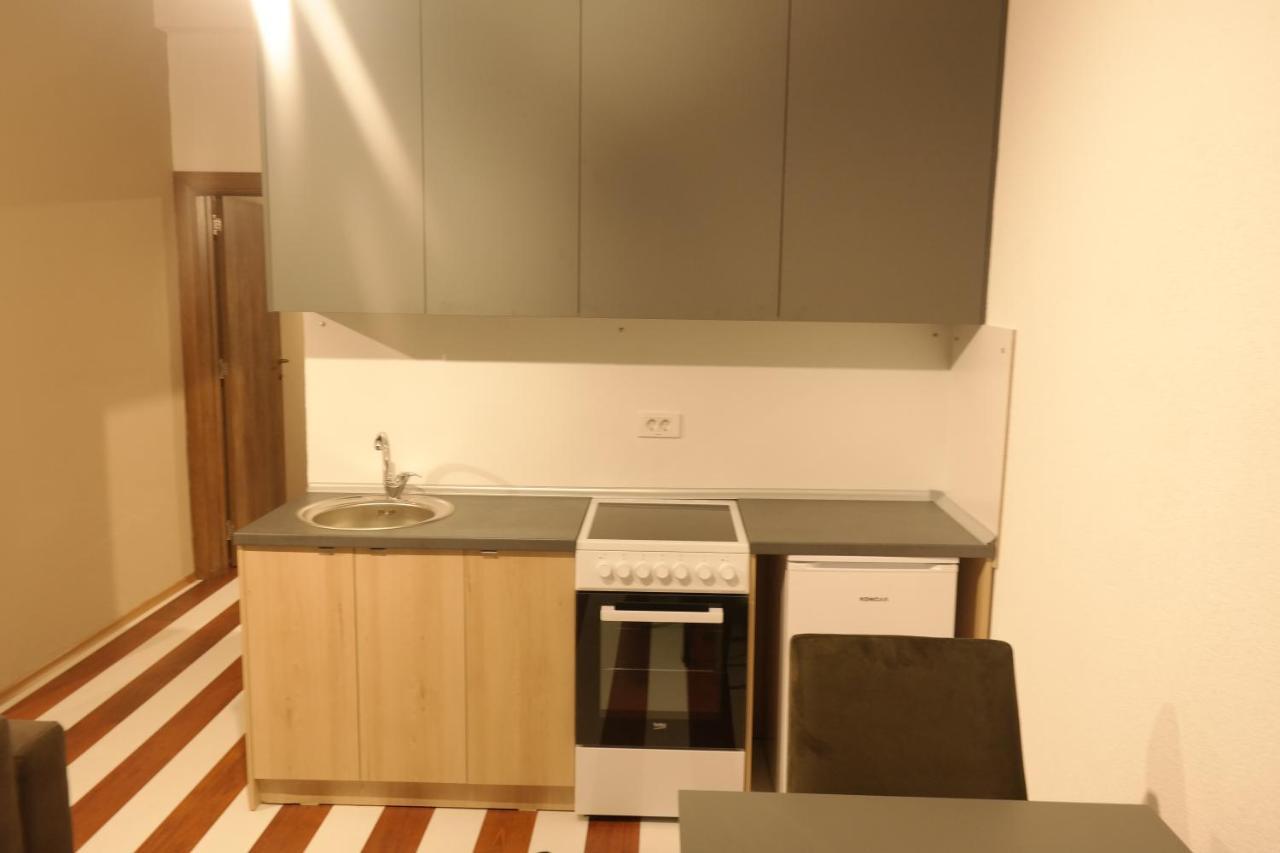 Villa Family Kumanovo Exteriör bild